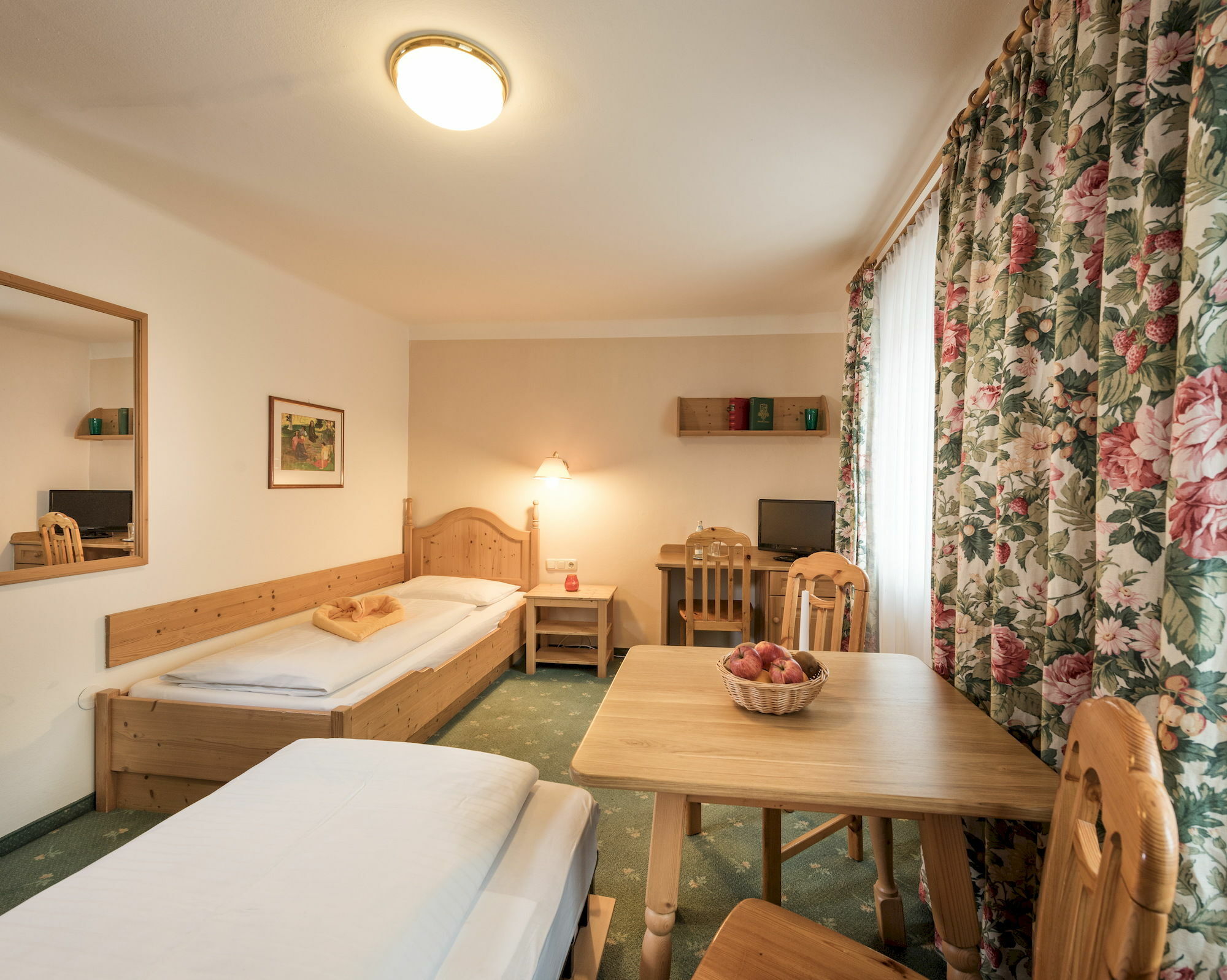 Aurora Appartements Inklusive Freiem Thermeneintritt باد هوفغاستين المظهر الخارجي الصورة