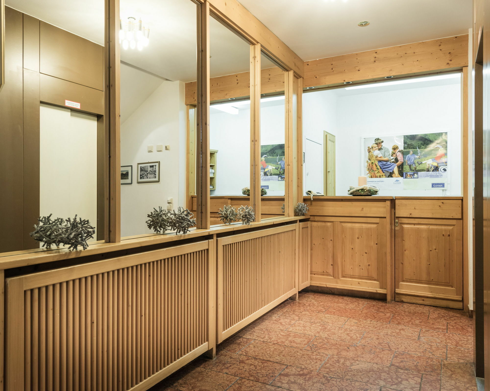 Aurora Appartements Inklusive Freiem Thermeneintritt باد هوفغاستين المظهر الخارجي الصورة