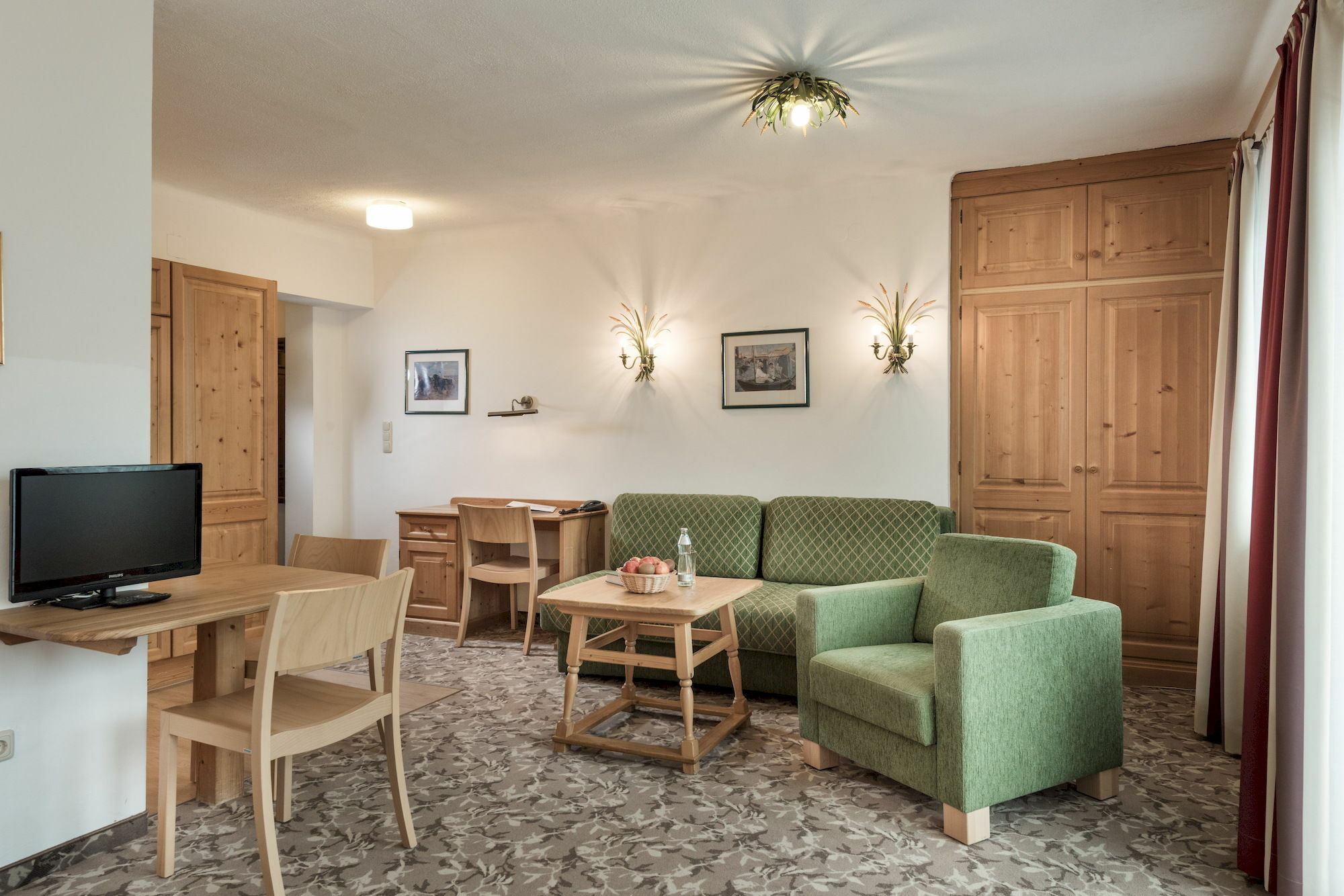 Aurora Appartements Inklusive Freiem Thermeneintritt باد هوفغاستين المظهر الخارجي الصورة